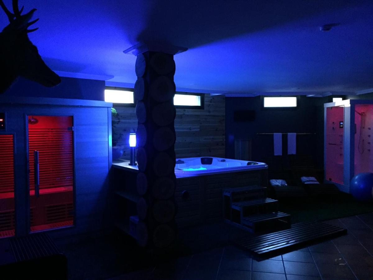 Gran Chalet Hotel & Petit Spa فييليا المظهر الخارجي الصورة