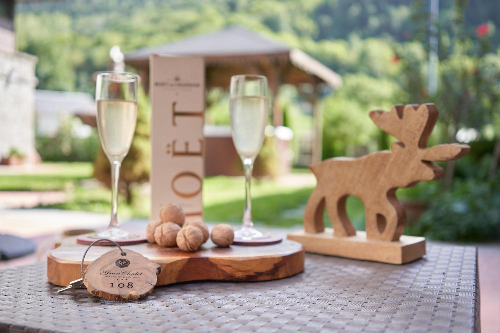 Gran Chalet Hotel & Petit Spa فييليا المظهر الخارجي الصورة