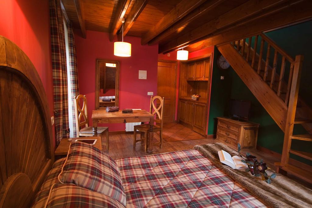 Gran Chalet Hotel & Petit Spa فييليا الغرفة الصورة
